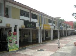 721 ANG MO KIO AVENUE 8 (D20), Shop House #464182501